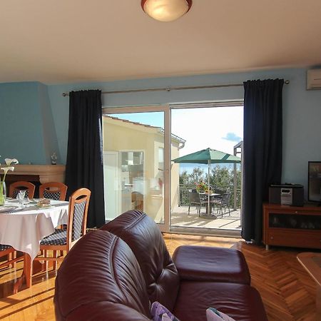 Apartments Villa Alex Podaca Ruang foto