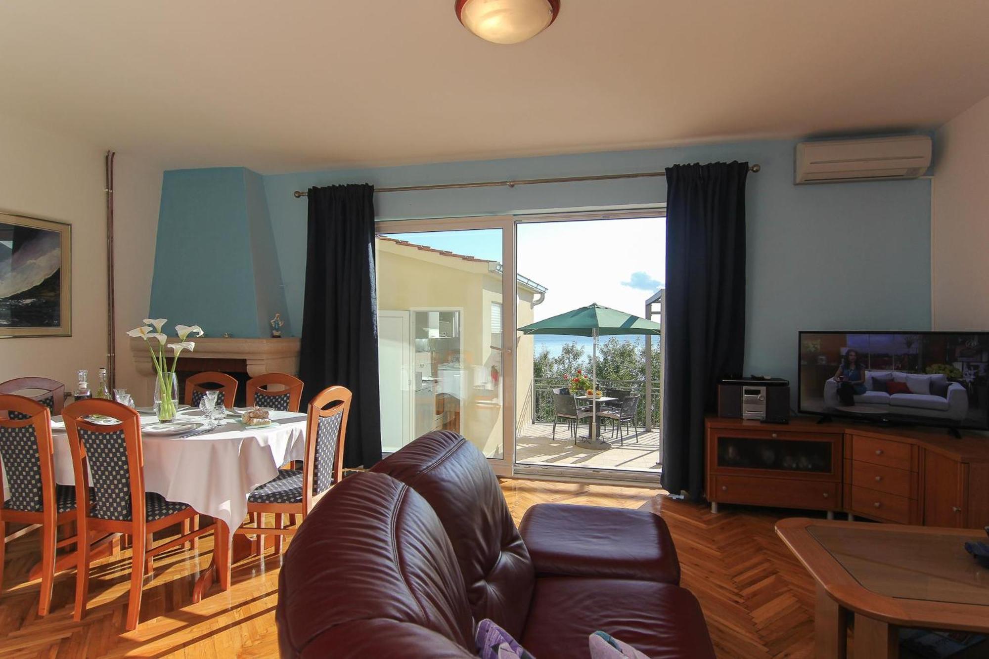 Apartments Villa Alex Podaca Ruang foto