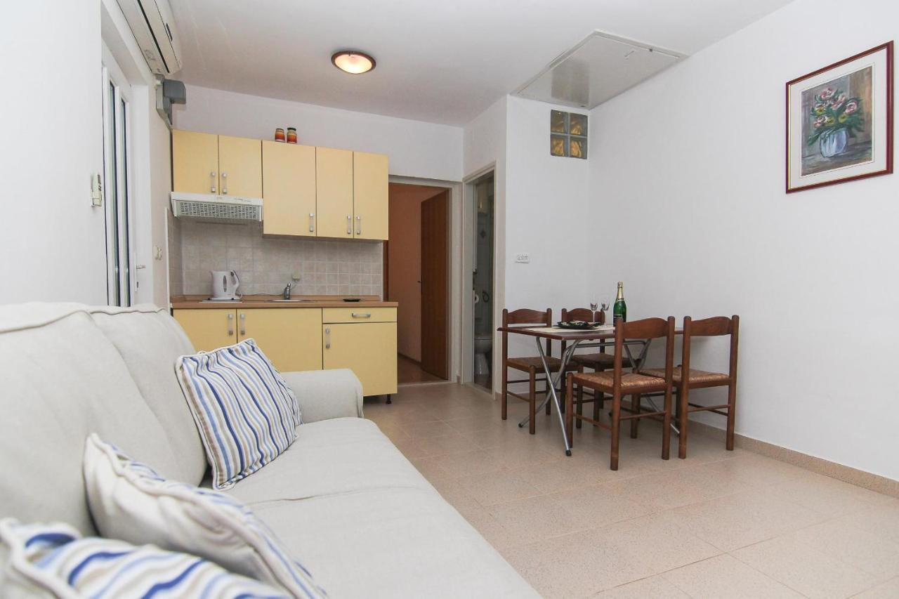 Apartments Villa Alex Podaca Bagian luar foto